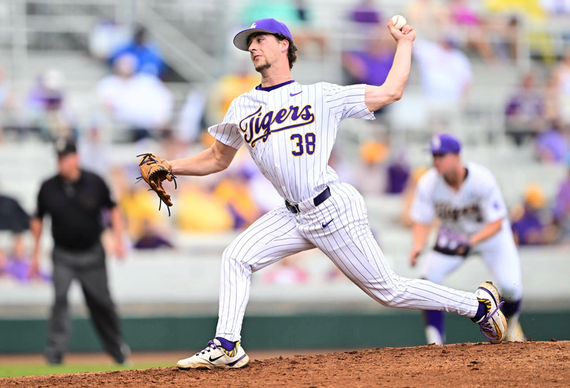 LSU pitcher Ethan Plag