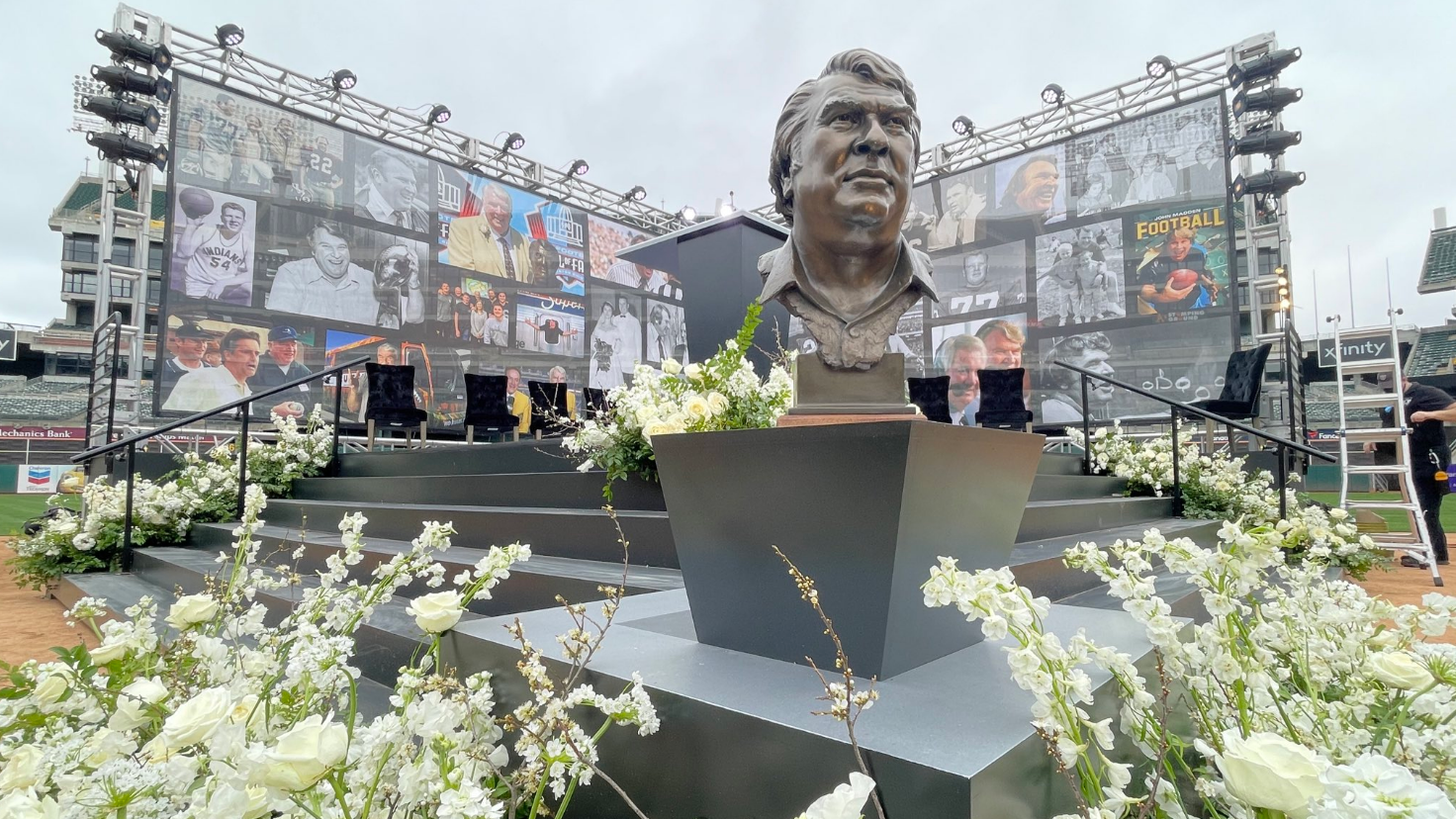 WATCH: Thousands gather to remember John Madden at Oakland Coliseum