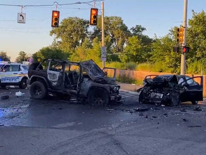 Scene of 7 Mile crash 
