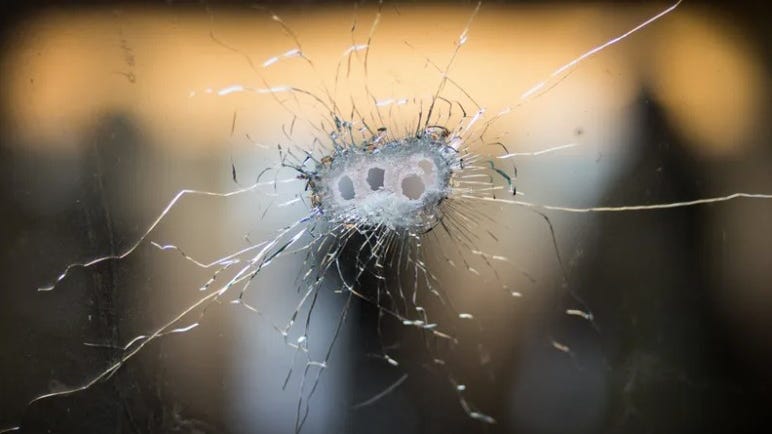 Man driving on I-75 in Detroit injured by shattered glass after bullet strikes windshield