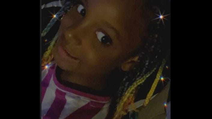 West Michigan 7-year-old girl 'forcibly' abducted by mother who doesn't have custody: police