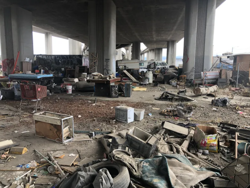 A federal judge has given Oakland the go-ahead to begin clearing the last holdouts of a huge homeless encampment under I-880.