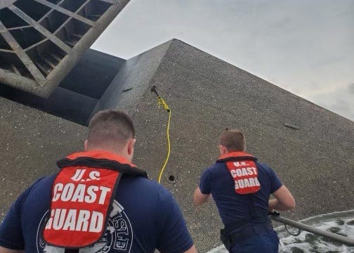 Divers back in Gulf; search resumes for capsized boat's crew