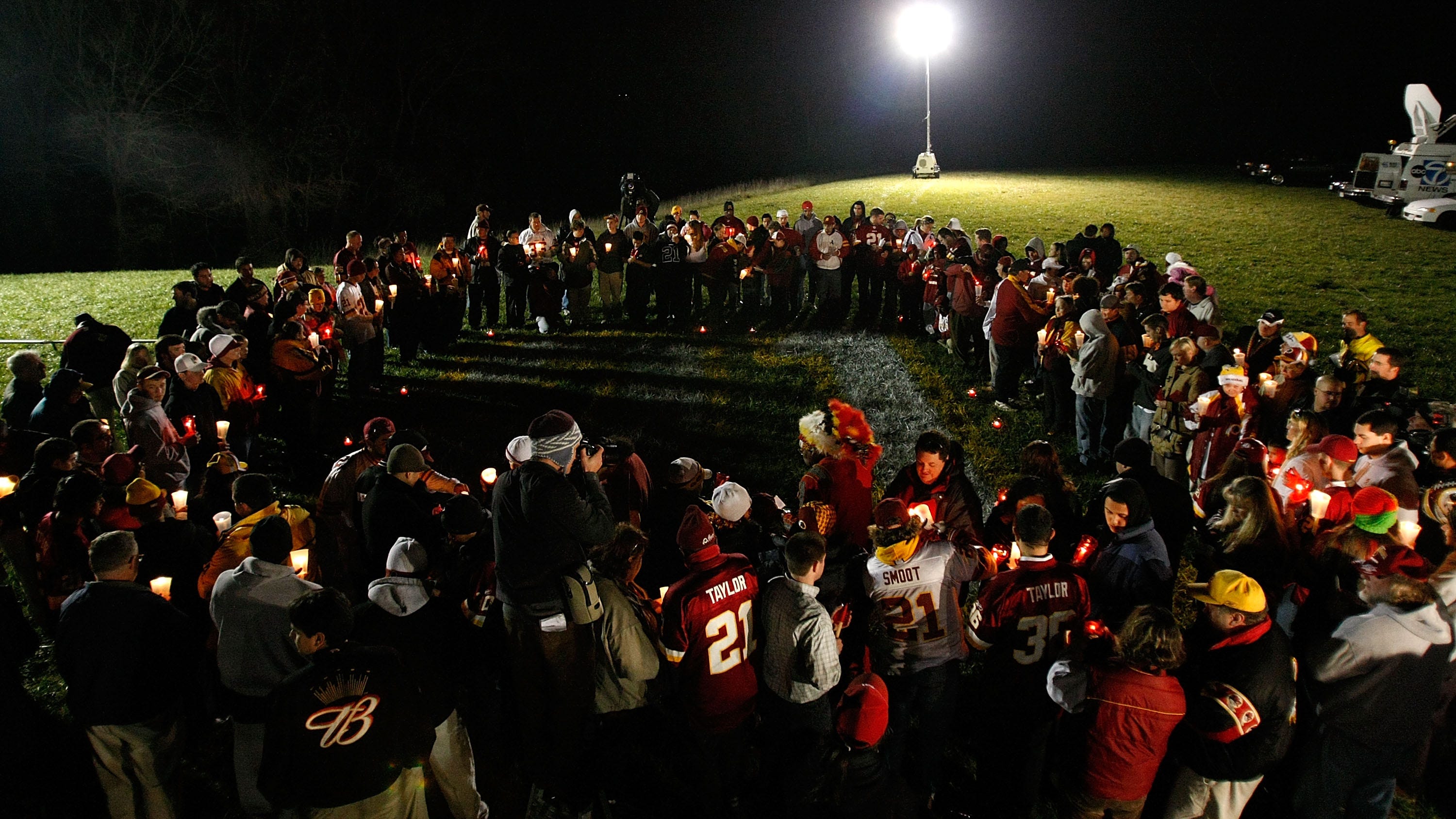 Trembling fan wonders how the WFT could tarnish Sean Taylor's legacy so badly