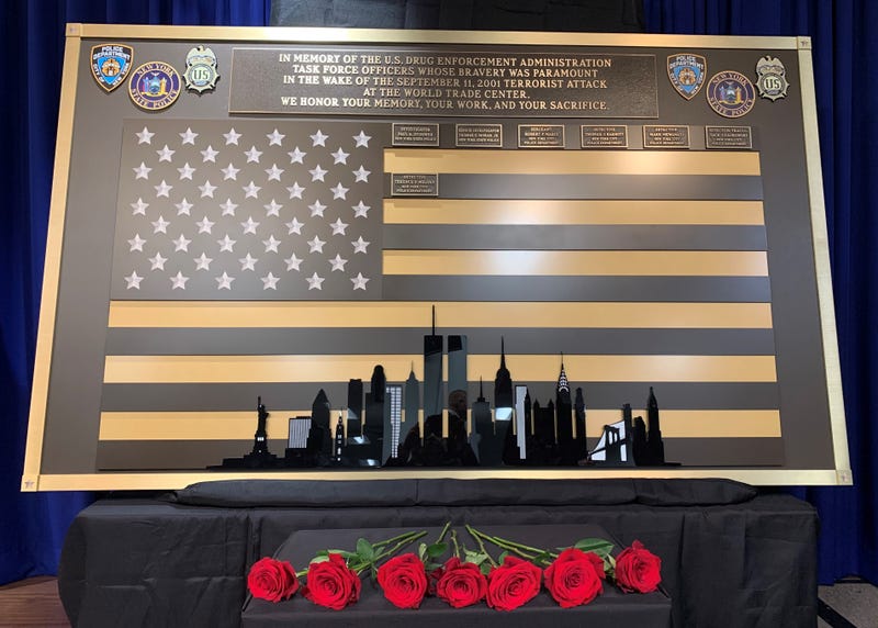 Plaque honoring fallen DEA members 