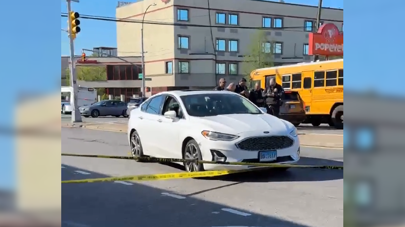 Man, 36, found fatally shot in Brooklyn, gunman at large