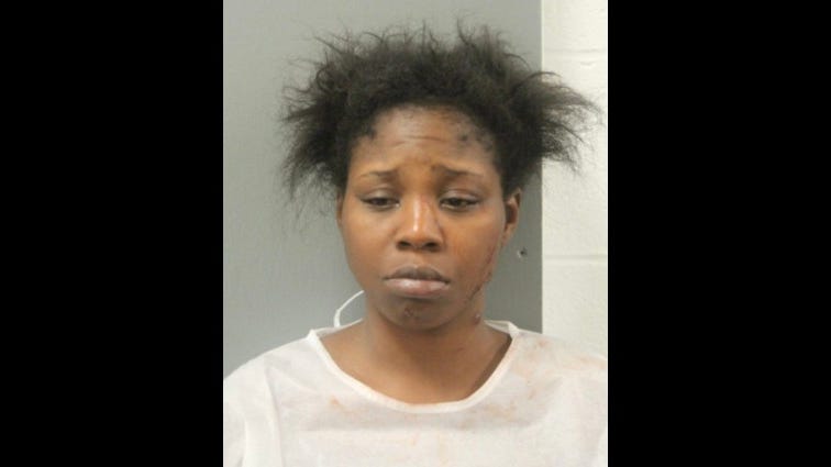 Mother charged with stabbing 5-year-old daughter to death in East Garfield Park