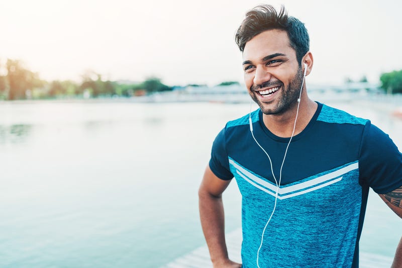 Simple Summer Workouts to Get Your Body Movin’  | Bee Fit