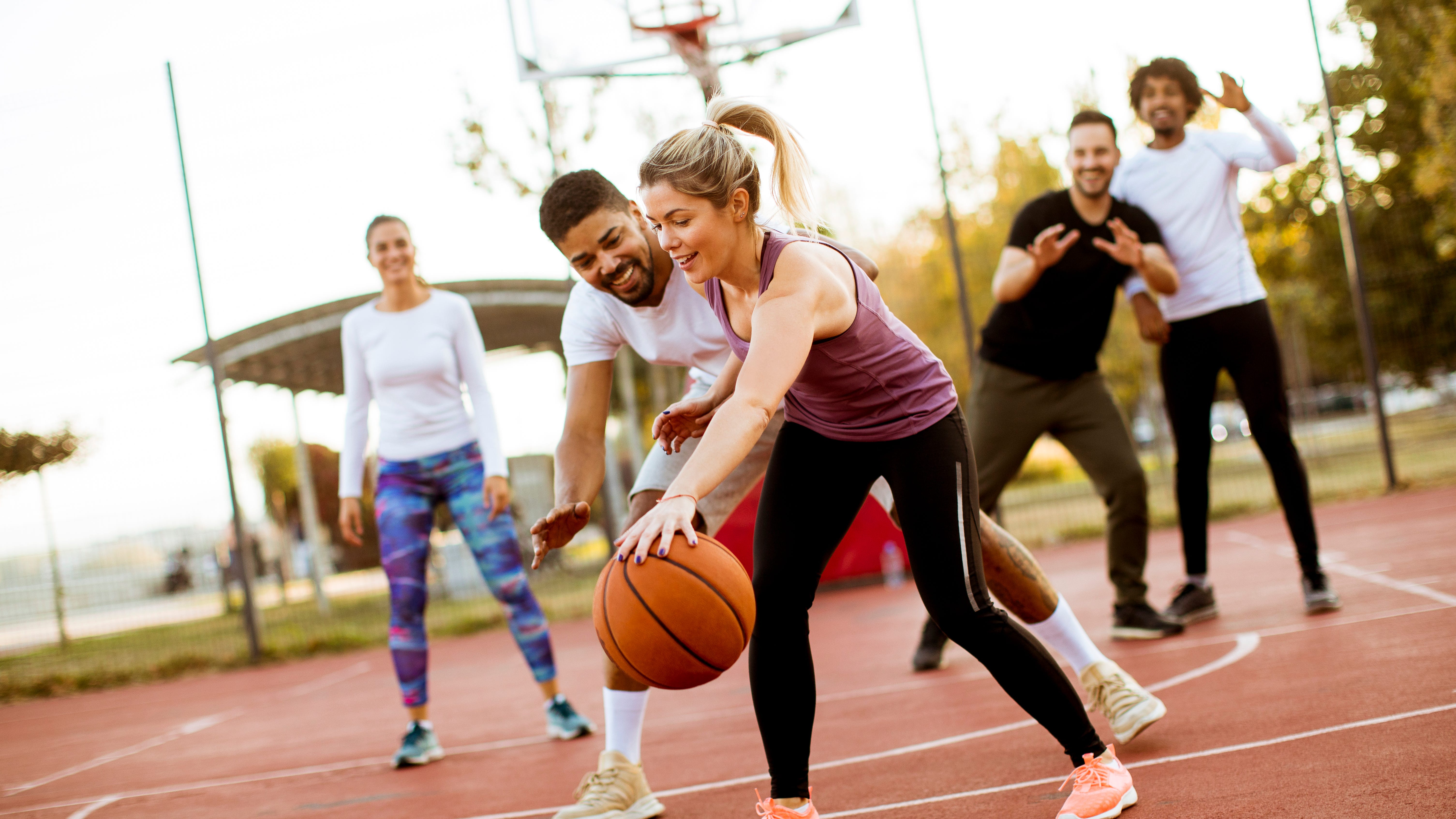 Social Sports to Keep the Body Moving This Winter | Bee Fit