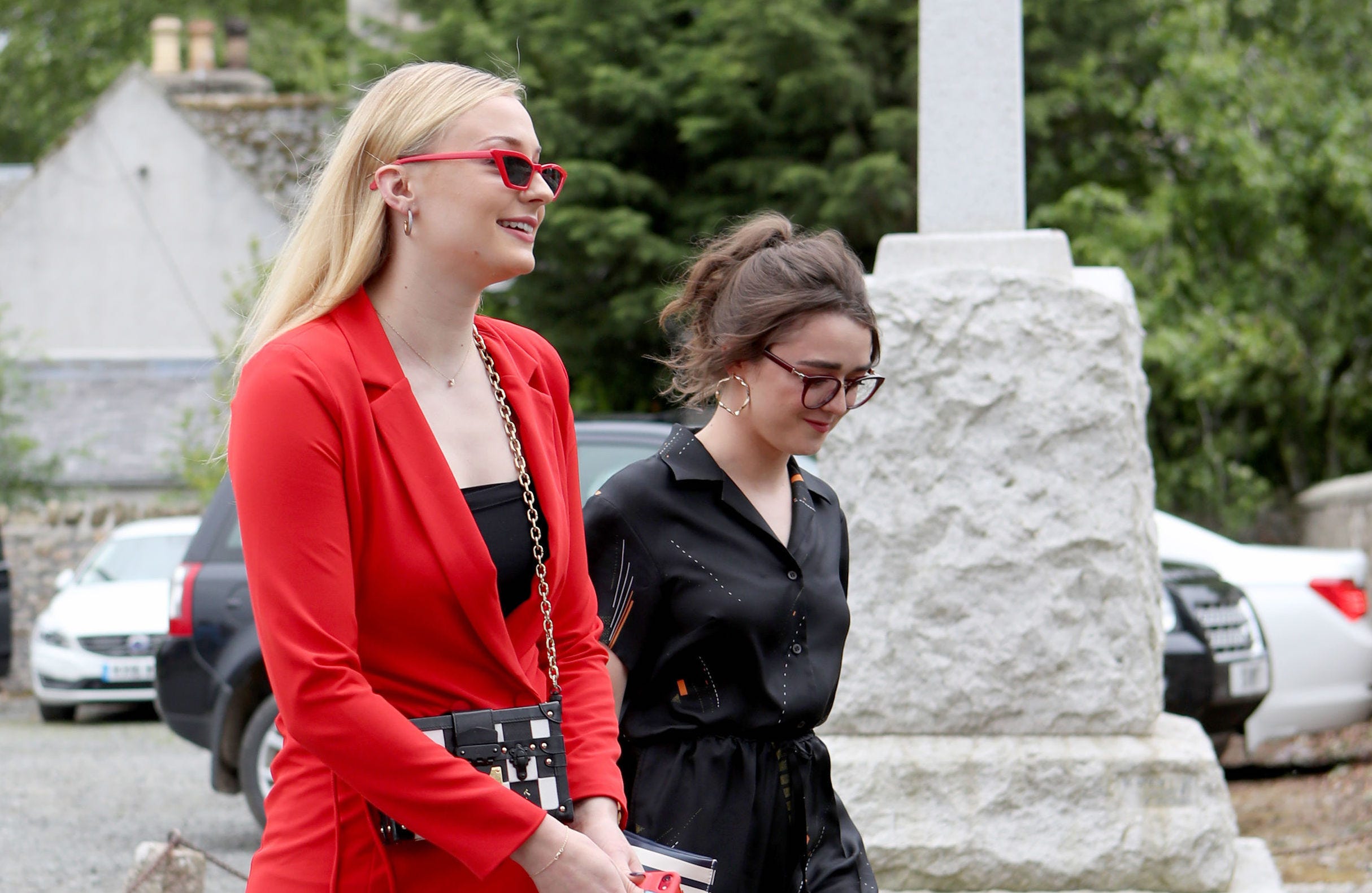 'Game of Thrones' Star Sophie Turner Kicks Off Bachelorette Wig Party With Her Girlfriends