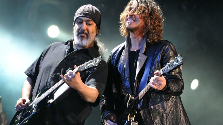 4 Year Old Rocks Out to Soundgarden in the Car