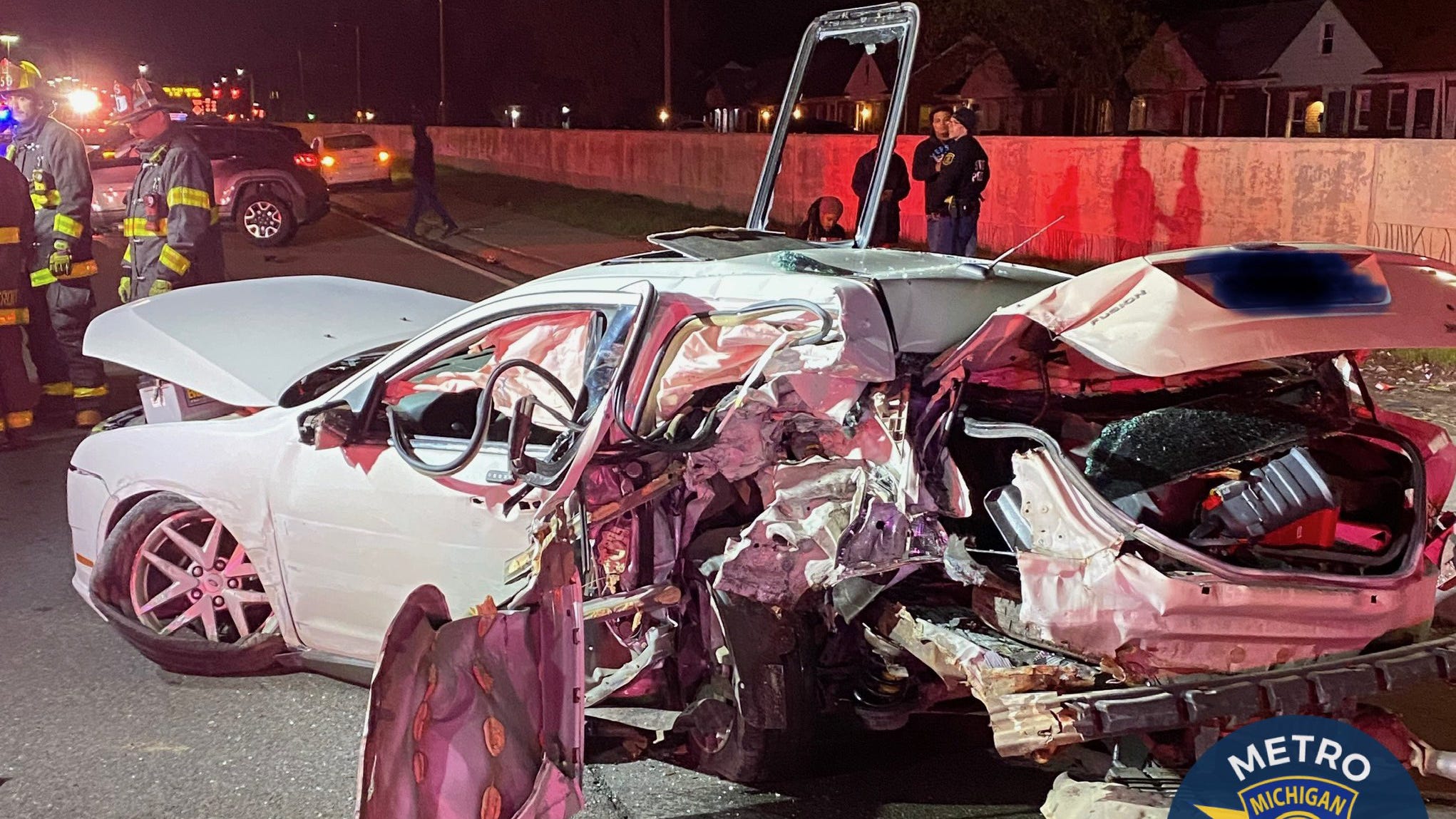 Detroit man killed on impact when driver slams into stopped car on Southfield Freeway