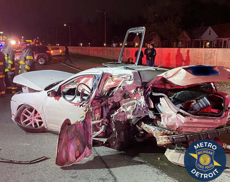 Car severely damaged in Southfield Freeway crash