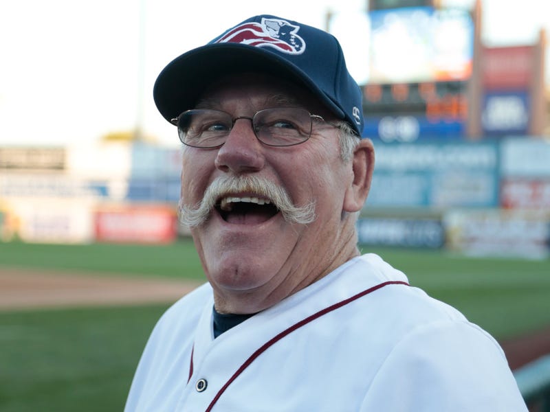 Close-up of Sparky Lyle.
