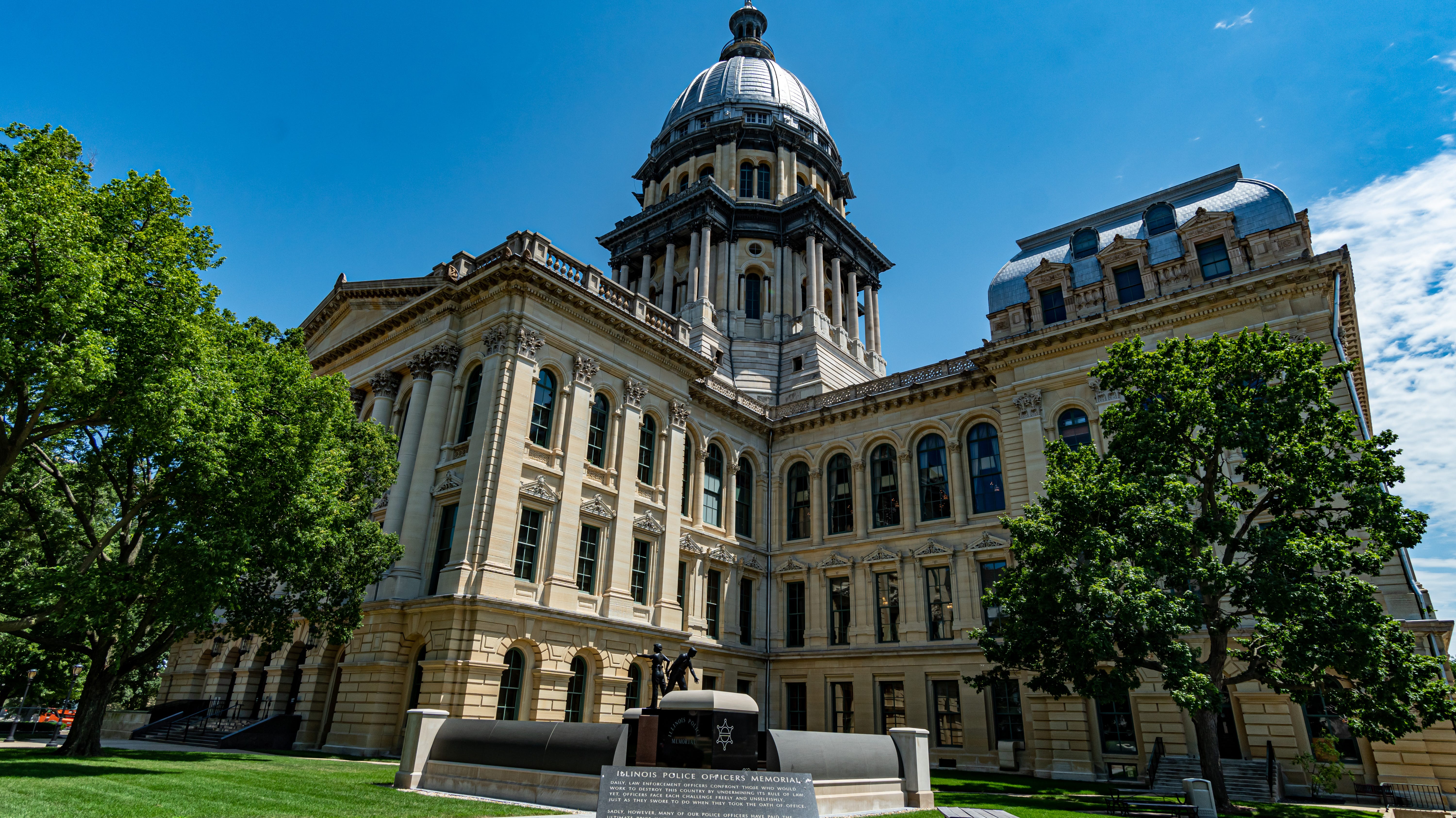 Democrats send Safe-T Act cleanup to Pritzker; measure ends cash bail in Illinois