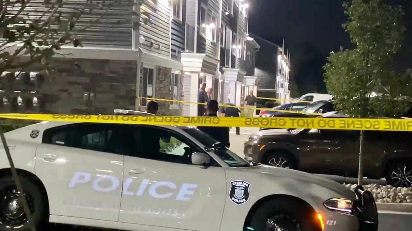Shooting at Sterling Heights apartment complex leaves 1 man dead