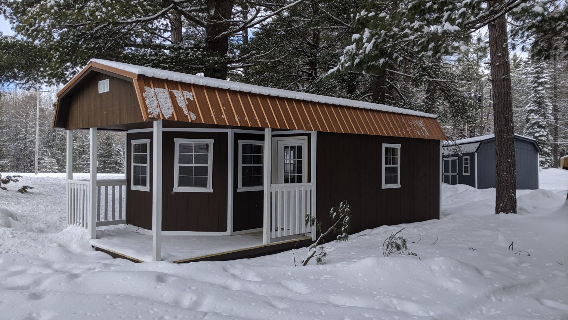 Man charged with stealing cabin in Northern Michigan, police say others could be arrested