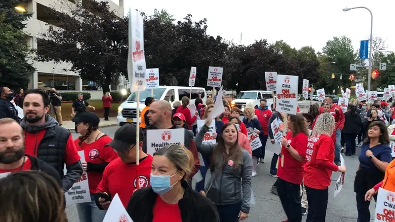 With no deal in sight, concern mounting over ongoing Mercy Hospital strike