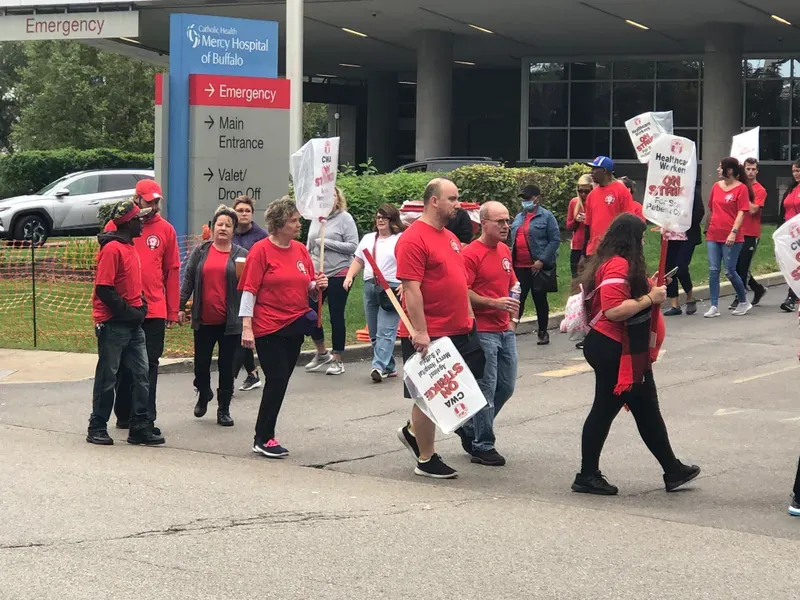Striking Mercy Hospital workers, CWA Local 1133