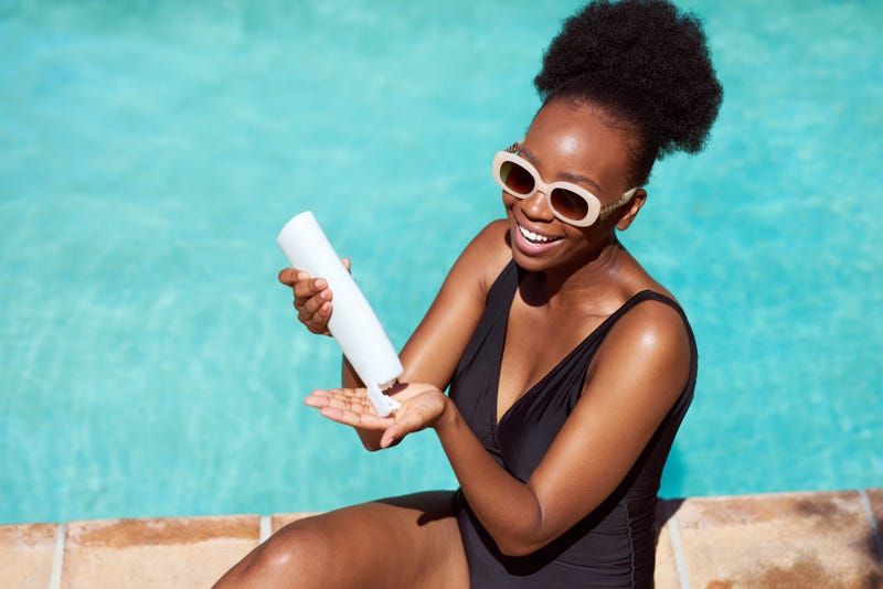 Summer Skin Secrets: The Sunscreen Tips You Need for Radiant Skin! | Bee Well