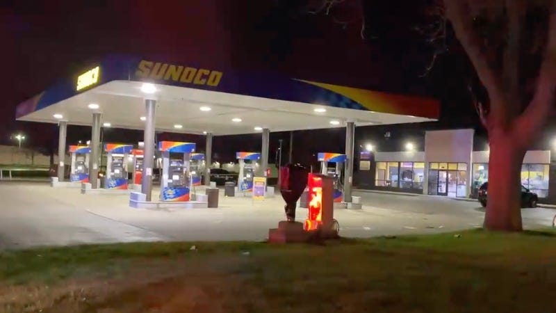 Three suspects in custody after woman shot in carjacking at Warren gas station