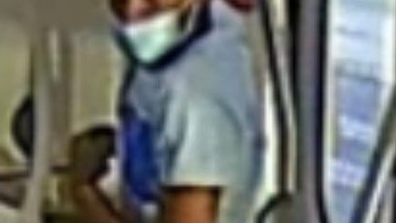 VIDEO: L.A. police searching for suspect who stabbed victim on MTA platform