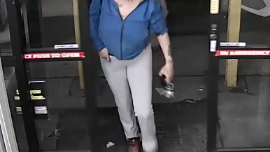 Woman points gun at Dollar General employee during robbery in Detroit [VIDEO]
