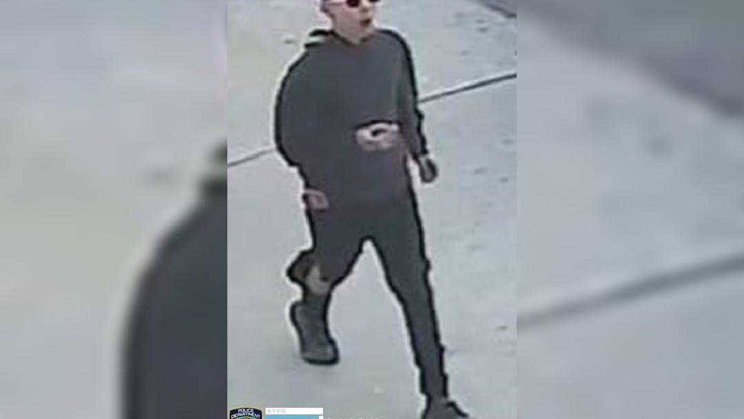 NYPD hunt for suspect who 'snatched' yarmulke off boy's head, investigated as hate crime