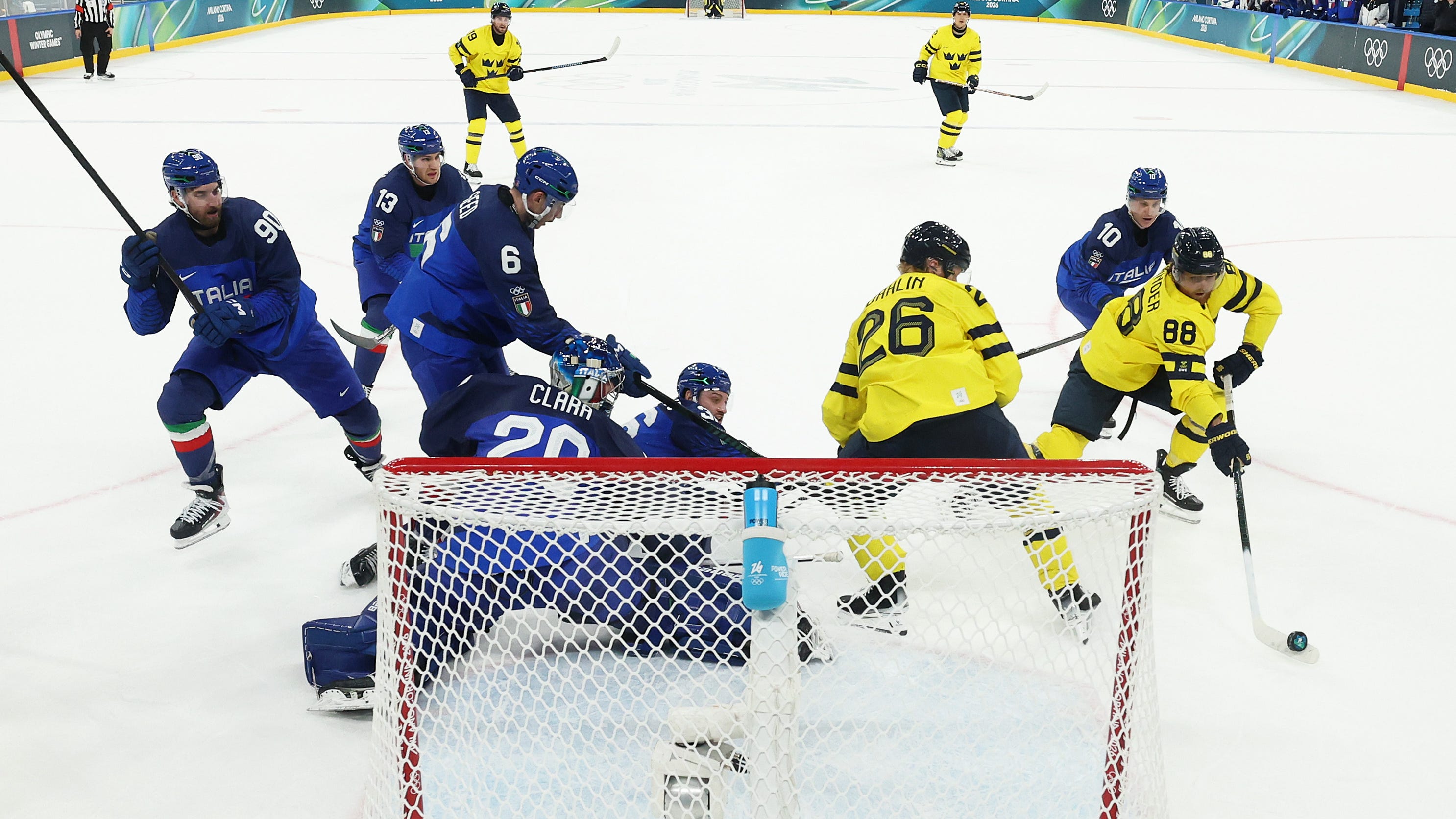 Dahlin leads Sweden to win over Italy to open Olympics