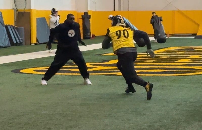 TJ Watt working in practice