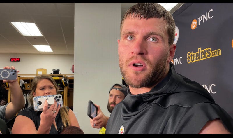 TJ Watt in scrum