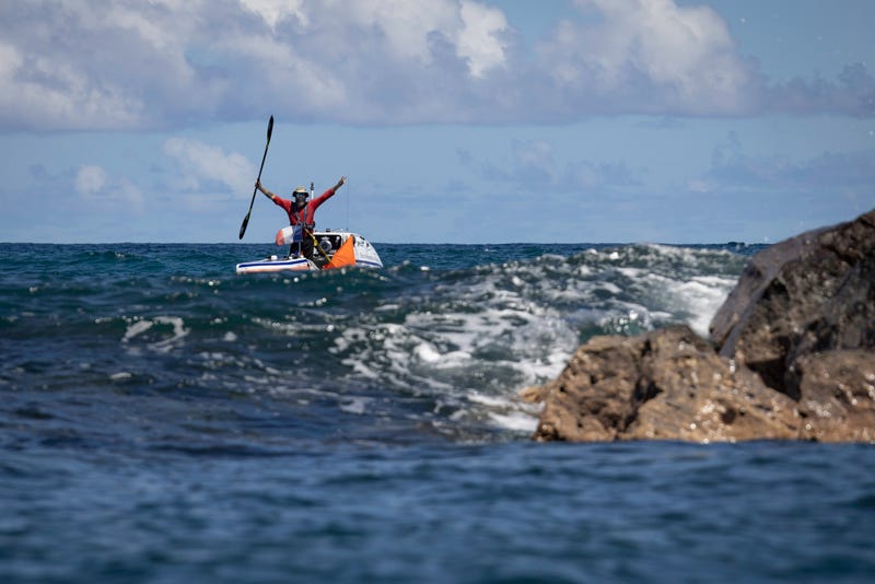 Derreumaux arrives in Hawaii.