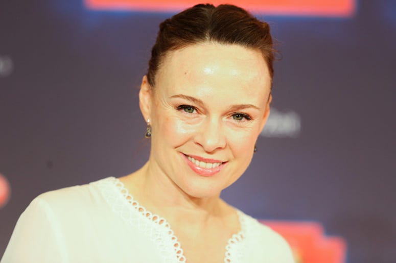 Tami_Stronach