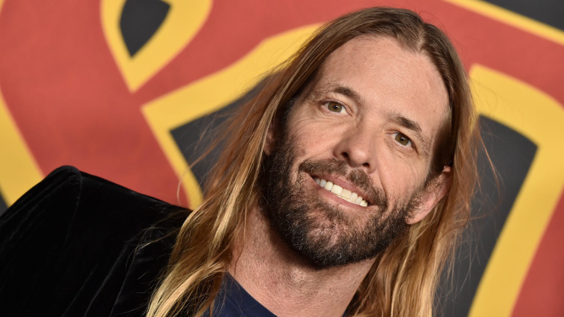 Watch Shane Hawkins step in for his late father to play Foo Fighters' 'My Hero'
