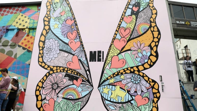 WORLD PREMIERE: Taylor Swift Starts a New Era Alongside Brendon Urie With "ME!"