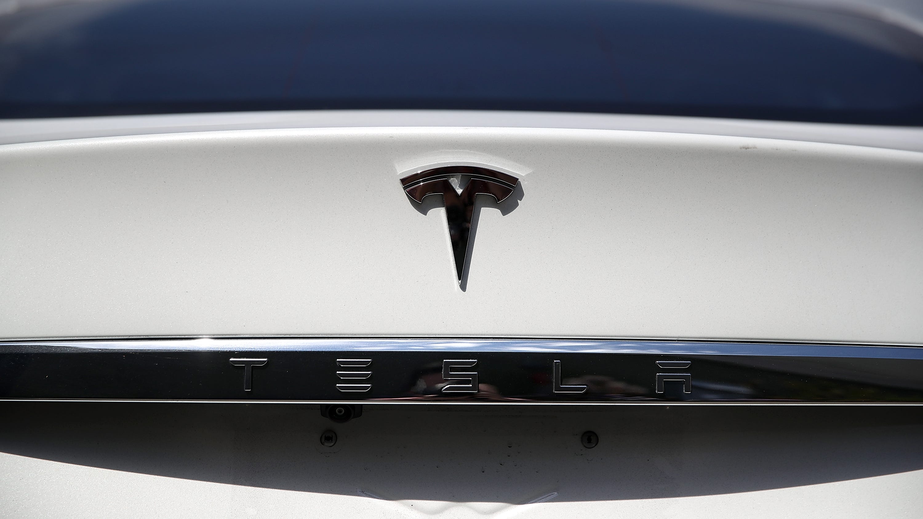 Detroit woman charged for multi-county police chase in stolen Tesla