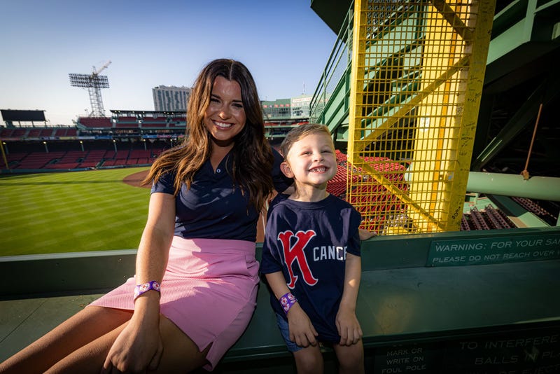 Thayer Herr, 4, with Courtney Cox