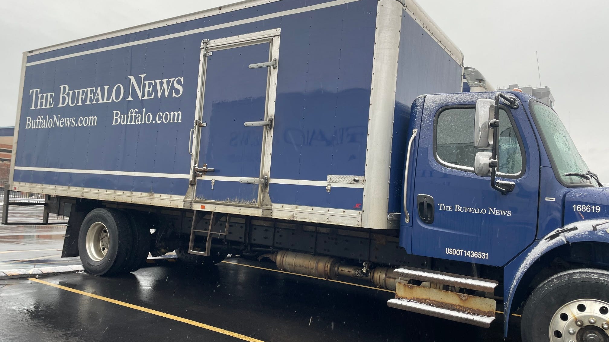 The Buffalo News to reduce print operations