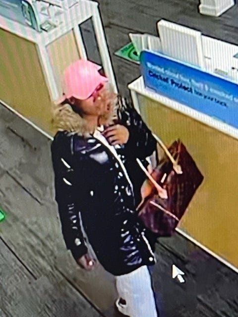 Robbery suspect at large