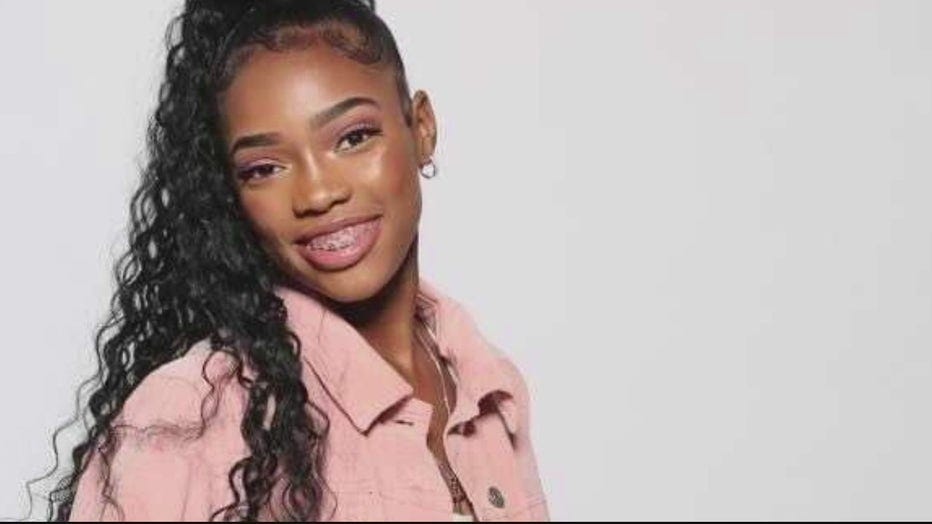 Family pleads for tips in murder of 18-year-old nursing student riding her bike in Detroit