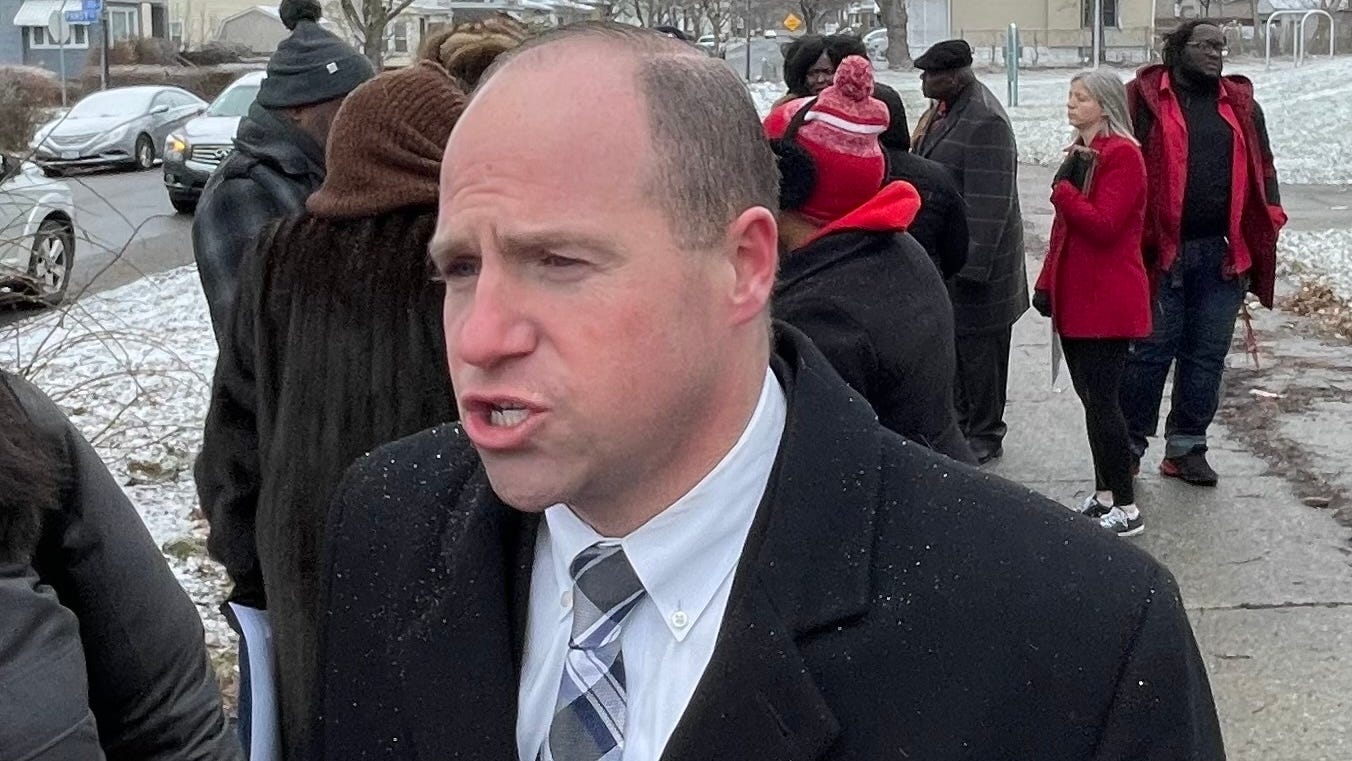 Tim Kennedy formally announces run for Congress