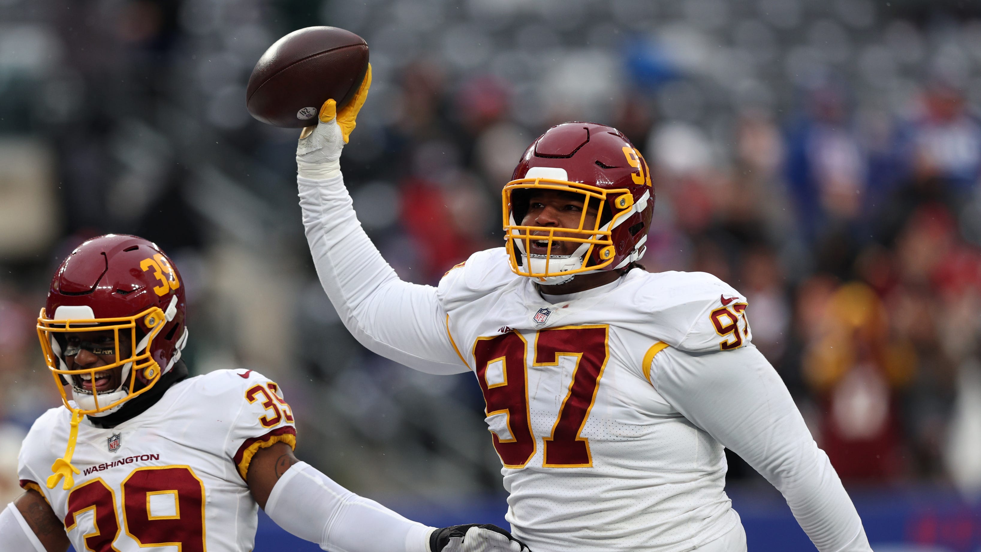 Tim Settle departs Washington for Buffalo on two-year deal