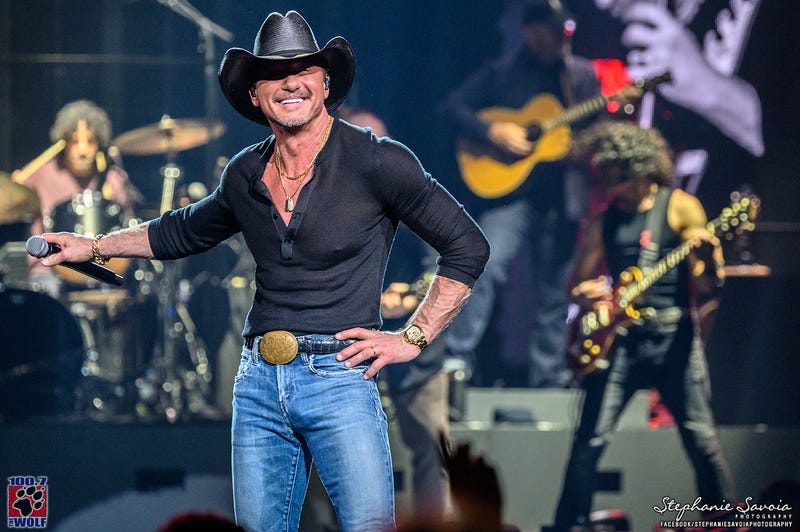 Photo Gallery: Tim McGraw with Carly Pearce at Climate Pledge Arena 3.29.24