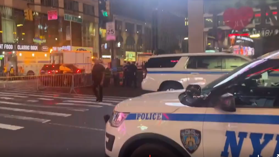 Water main break in Times Square causes flooding, 'severely disrupted' subway service