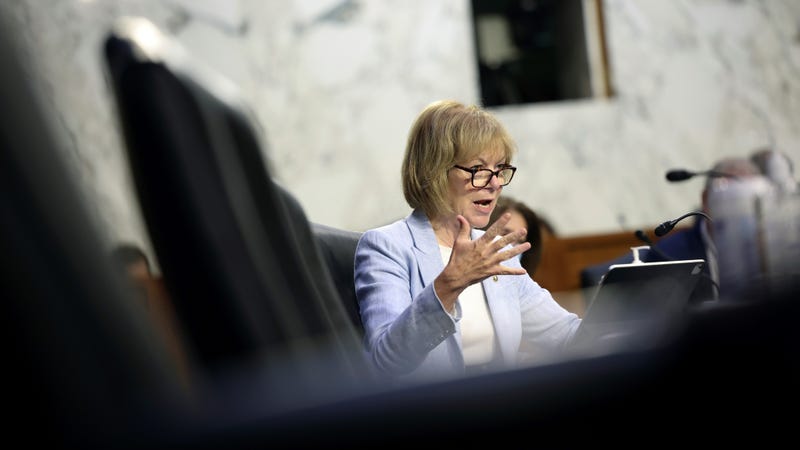 Tina Smith