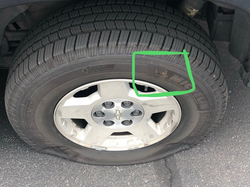 A serial tire slasher in Wyandotte has police scratching their heads after almost two dozen cases of the vandalism came pouring in less than 24 hours.