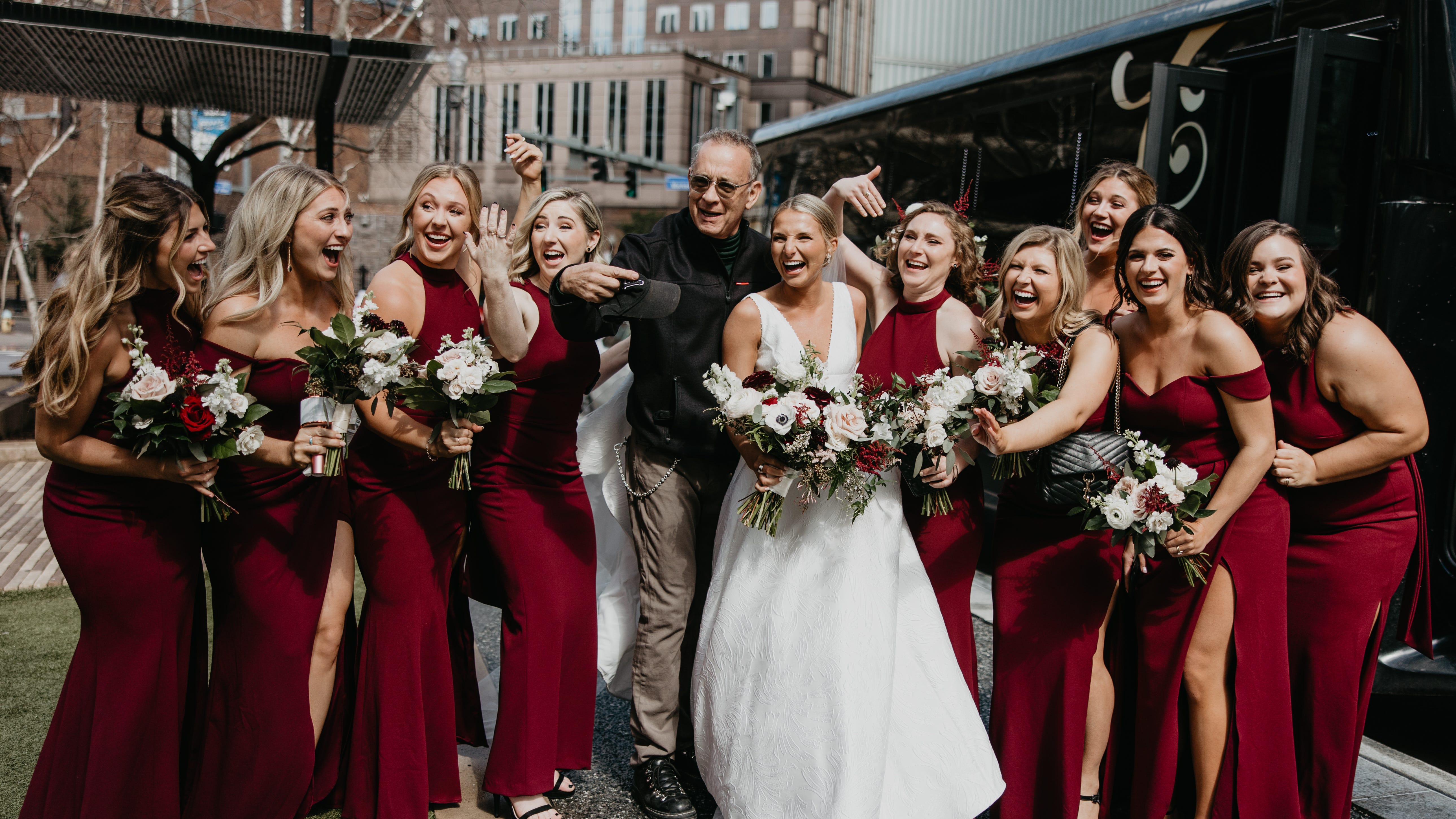 Tom Hanks photobombed a wedding, and the photographer says it was 'the craziest, most exciting thing'