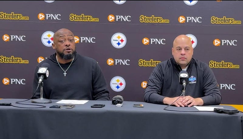 Mike Tomlin and Omar Khan at table