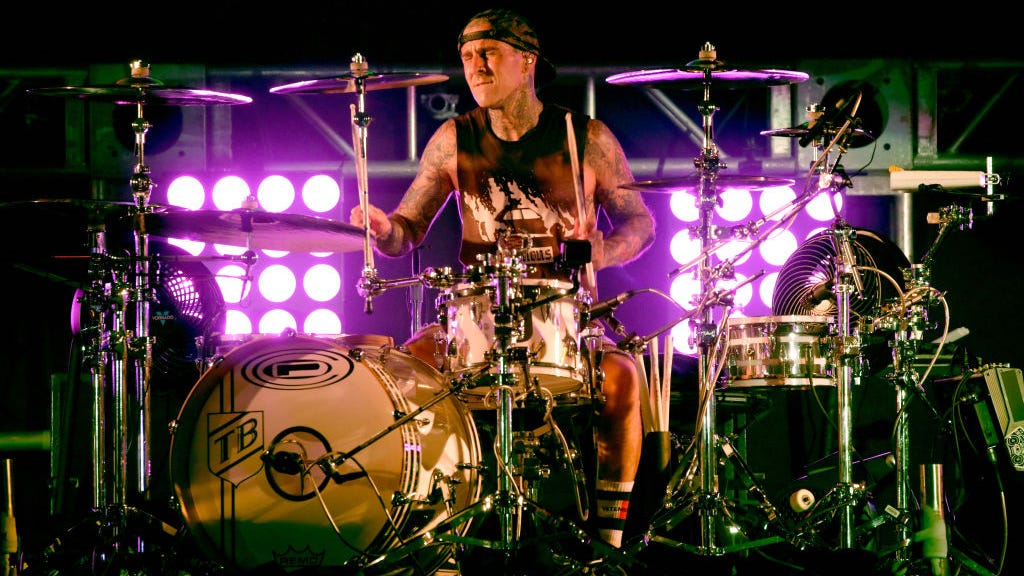CNN Urges People to Stop Using "Blink182" As Password