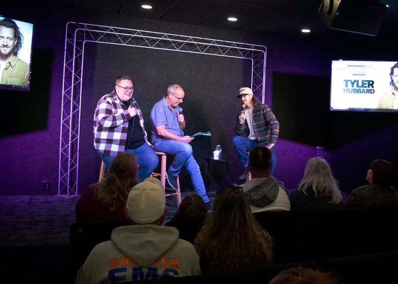 Tyler Hubbard at Froggy